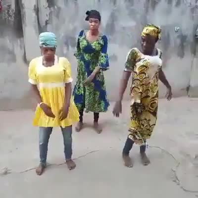 Укмуш тытып бийлешет экен
