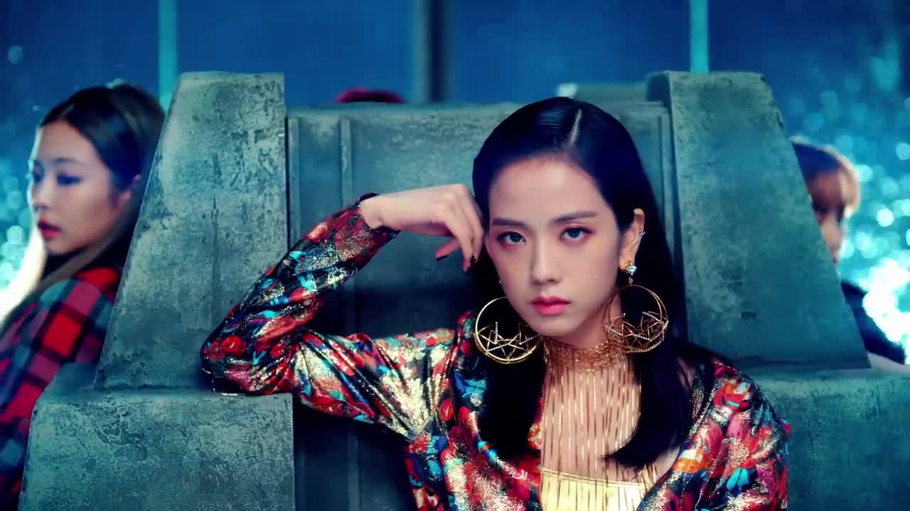 Blackpink - DDU-DU DDU-DU (Official Video)