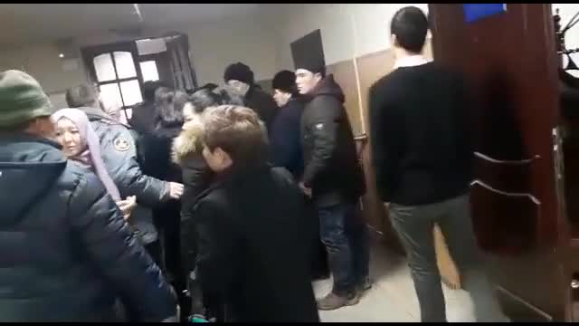 Бурулайдын өлүмү боюнча соттук отурумда жаңжал чыкты