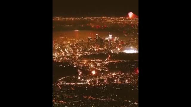 Стамбул шаарындагы жаңы жылдык фейерверк