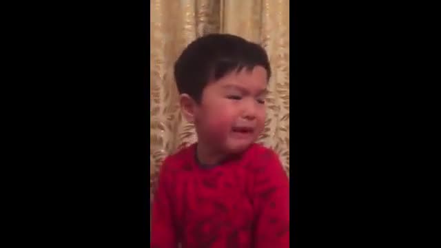 Кичинекей бөбөк, чыныгы футбол күйөрманы