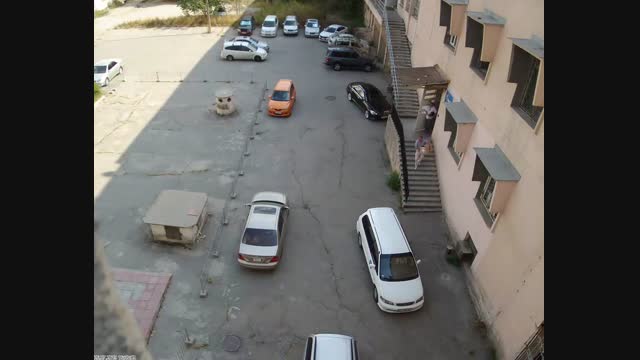 Кубан Ажимудиновдун иниси акчаны алып кетип жаткан учур