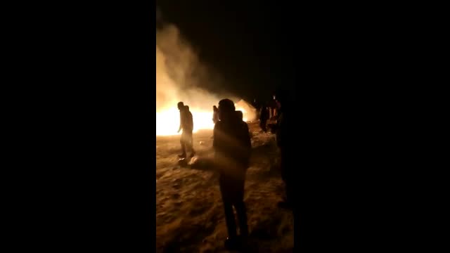 Өрттөнүп кеткен палаткалар