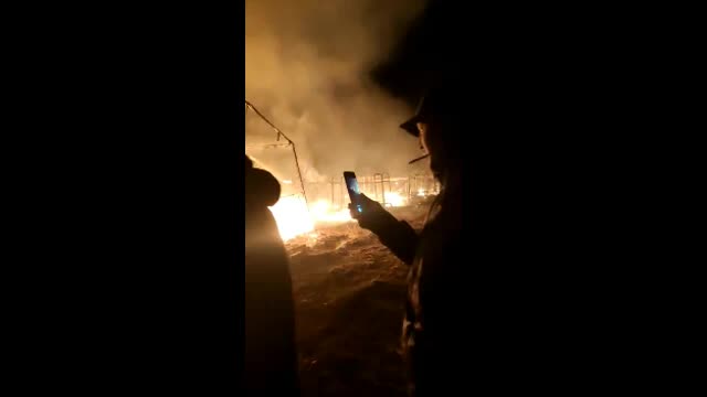 Москвадат кыргыздар жашаган палаткалар өрттөнүп кетти