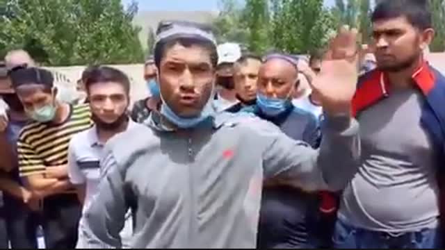 Өзбек жарандары булакты кайтарып берүү өтүнүчү менен президент Шавкат Мирзиёевге кайрылышты