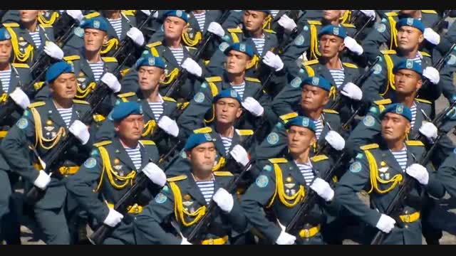 Улуттук Гвардиянын аскерлери Жеңиш парадынан басышты