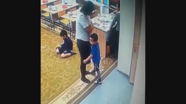 Бала бакчада сабалган бала - 2