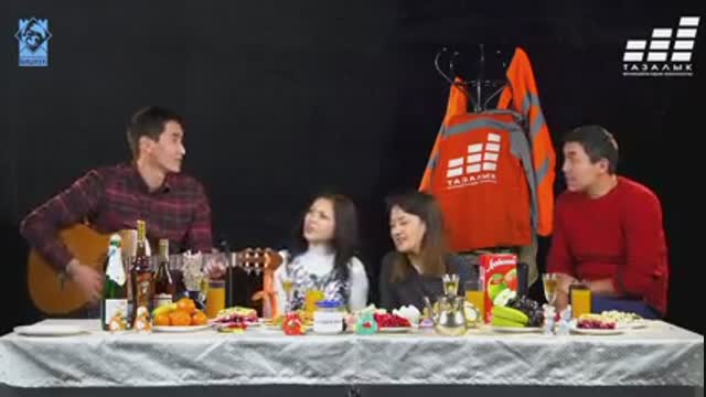 "Тазалыктын" кызматкерлери кыргыз жана англис тилинде ырдашты 