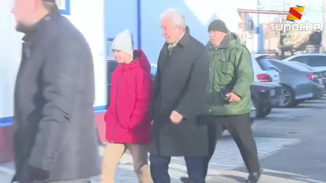 Адахан Мадумаров: "Шайлоо таза эмес өтүп жатат, мындай жапайычылыкты көргөн эмесмин"