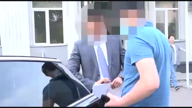 Азамат Дыйканбаев пара талап кылуу фактысы менен кармалды 