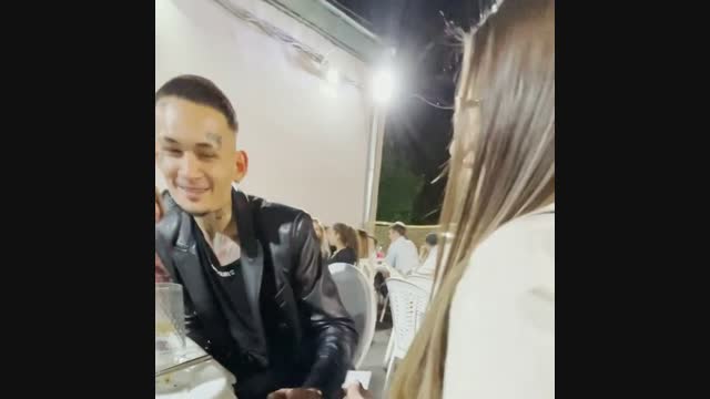 Моргенштернге сүйүктүүсү үйлөнүү сунушун киргизди