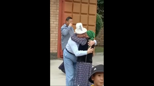  Аскар Акаевди Кеминге барды