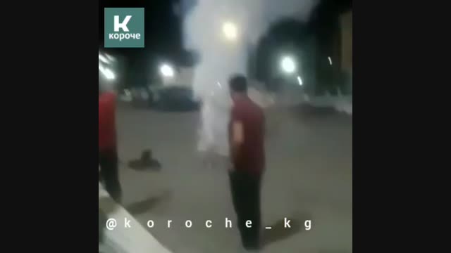 Аравандыктар Акжол Махмудовдун жеңишин майрамдап жатышат