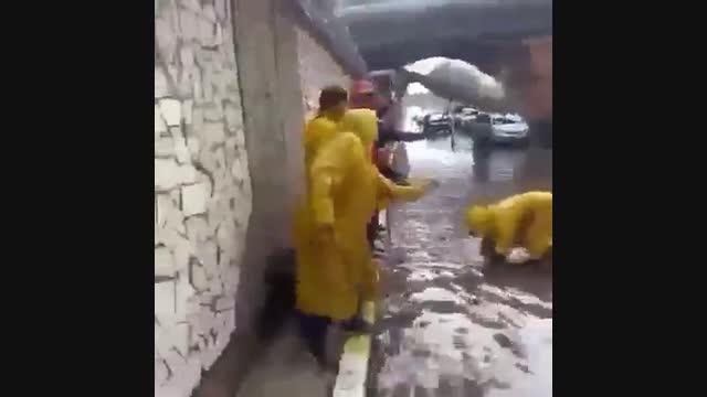 Бишкектин көчөлөрүн суу каптады