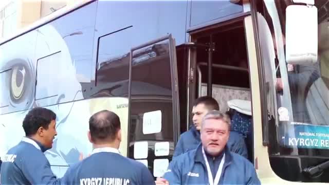 "Ак шумкарлар" күйөрмандарды чоң футболдон күтөт