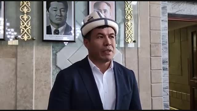 Өмүрбек Бакиров Камчы Көлбаев менен жолукпаганын айтты