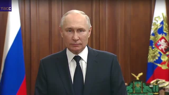 Путин куралдуу козголоңдон кийин биринчи жолу кайрылуу жасады