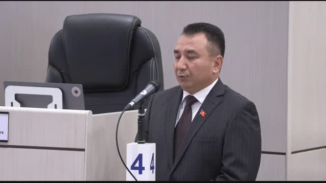 Депутат аскер кызматкерлерине үй берүү шарттарын жөнөкөйлөтүүнү сунуштады