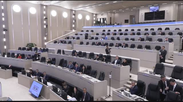 Парламентте аскер кызматкерлеринин пенсиясын көбөйтүүнү сунушталды