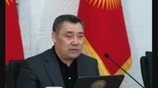 Президент район борборлоруна көп кабаттуу батирлер түшөрүн айтты