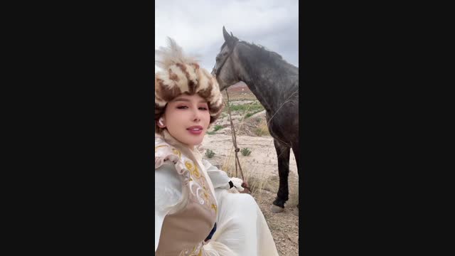 Кытайдан ат менен келе жаткан Ризаа бүгүн Кыргызстанга келет