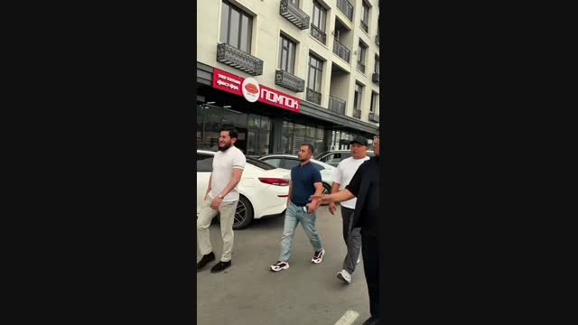 Оштун мэри көчөнү асфальттоого көмөктөшкөн ишкерлерди алкады