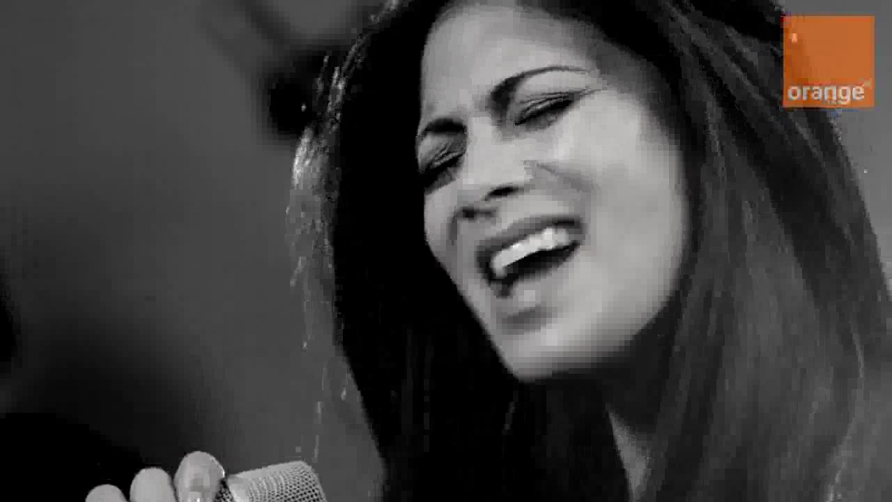 Nicole Scherzinger - Stickwitu