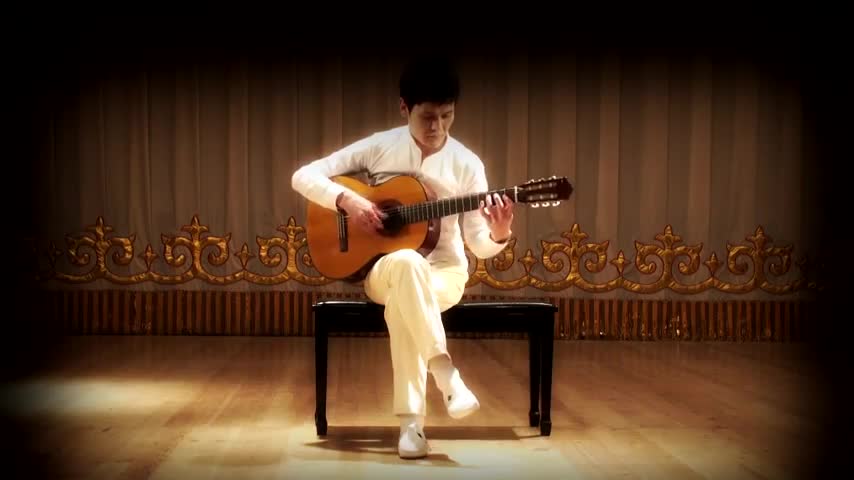 Чы&#1187;гыз Турдубеков Чыгыш бийи (East melody)