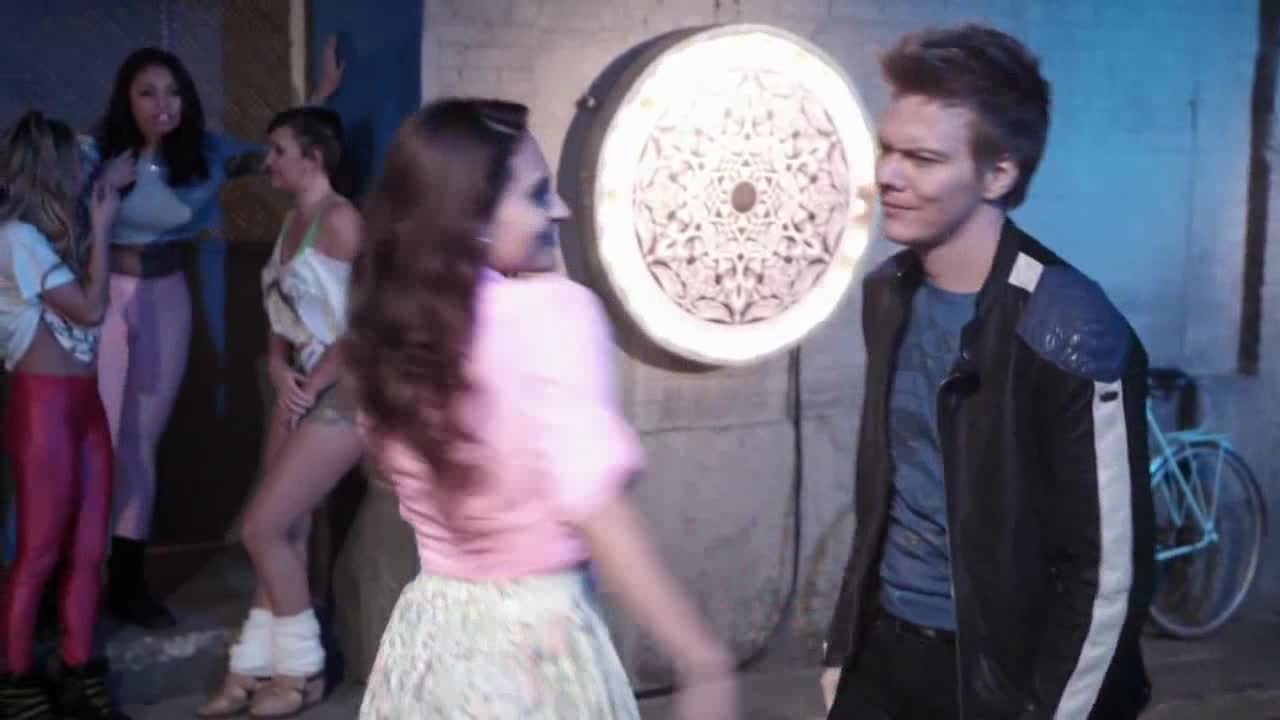 Michel Telo feat. Sorriso Maroto - E Nois Faze Parapapa