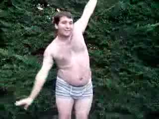 Анча мынча кыздардан кыйын бийлейт экен