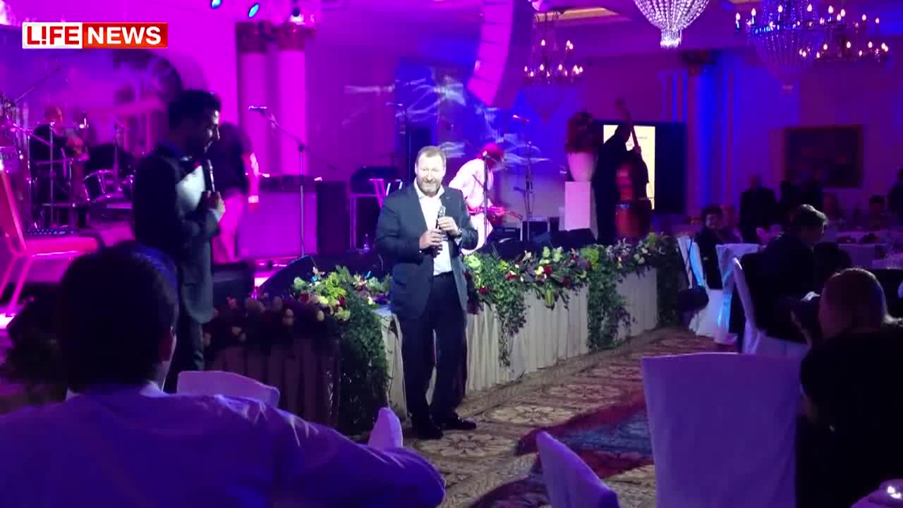 Еврейлер "РосНефтти" сатып майлашууда